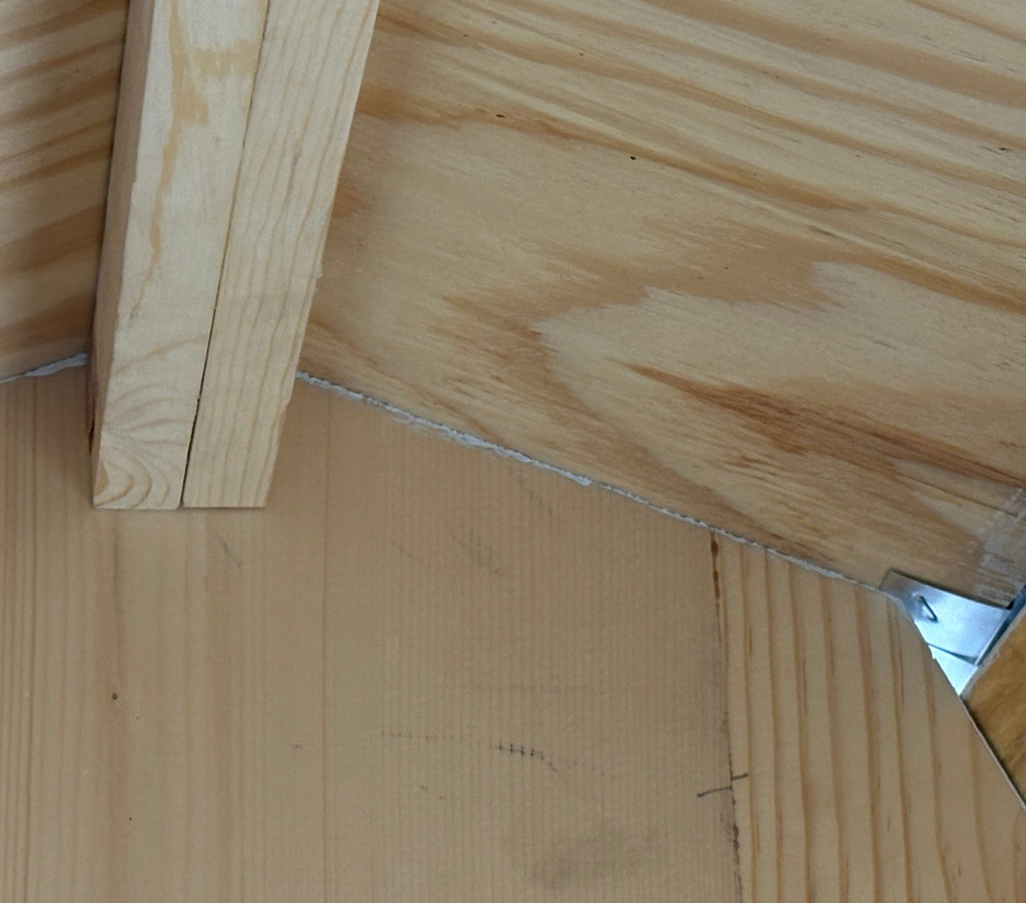 Long Langstroth Bee Hive